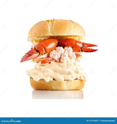  Lobster Roll: สัมผัสความหอมกรุ่นของเนื้อกุ้งล็อบสเตอร์ที่ถูกต้มจนเปื่อยและโรยหน้าด้วยมายองเนสแสนอร่อย!